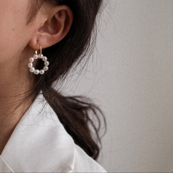 Gold Plated French Acrylic Pearl Hoops Earrings - Picture 3 of 7